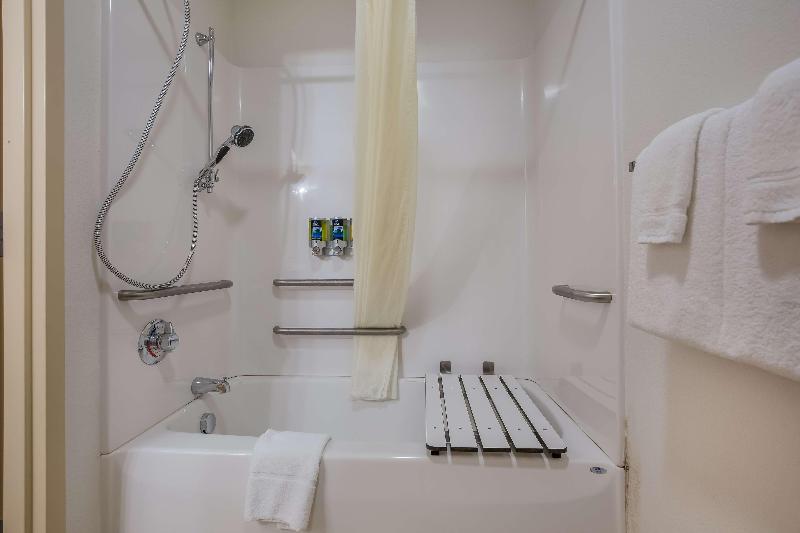 Surestay By Best Western Whittington Rend Lake image