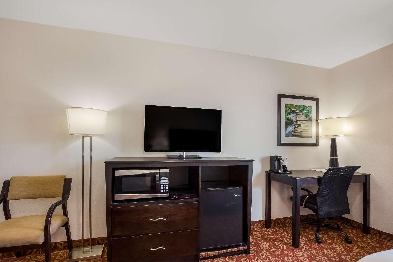 Surestay By Best Western Whittington Rend Lake image