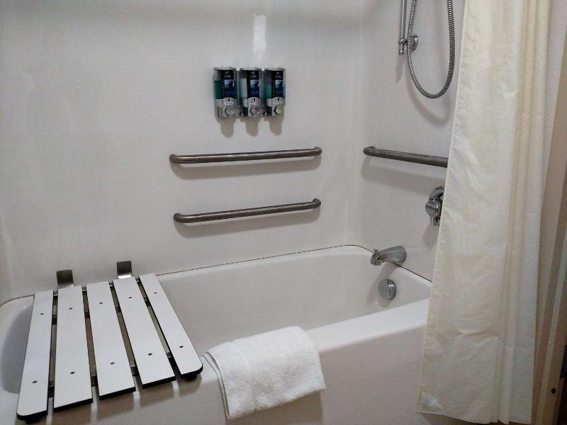 Surestay By Best Western Whittington Rend Lake image 7