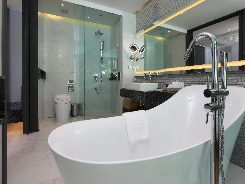 Wyndham Grand Nai Harn Beach Phuket image