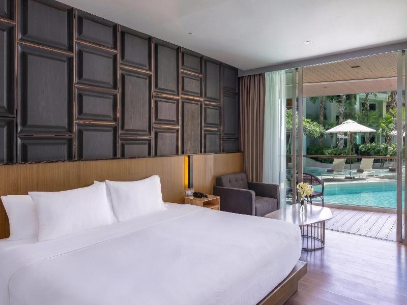 Wyndham Grand Nai Harn Beach Phuket image