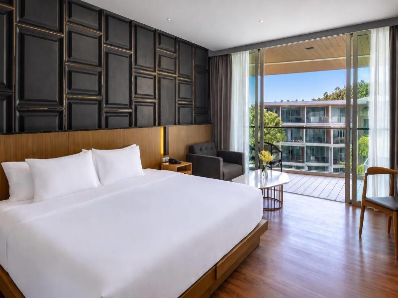 Wyndham Grand Nai Harn Beach Phuket image
