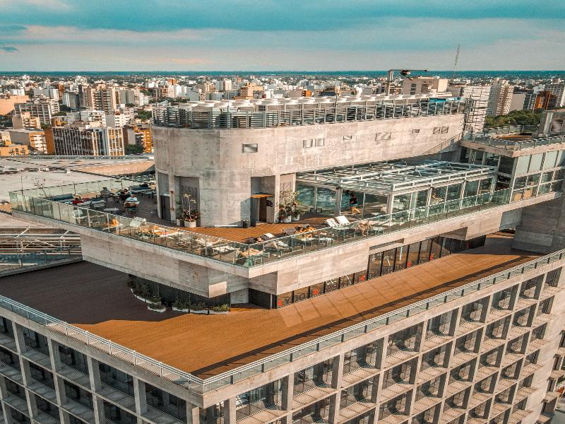 Grand Brizo La Plata — general view