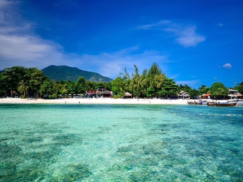 Akira Lipe Resort image
