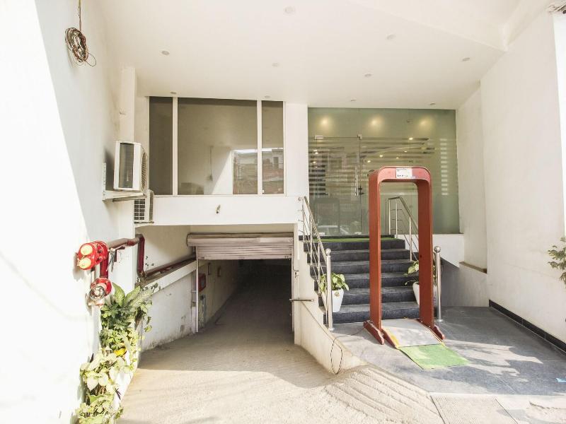 Kelvish Hotel image