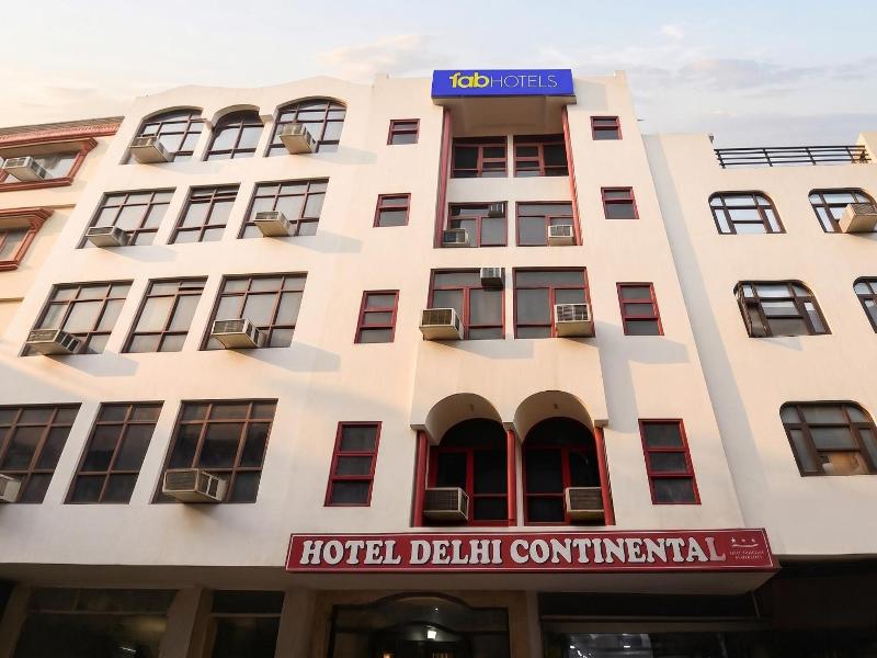Hotel Delhi Continental — exterior view