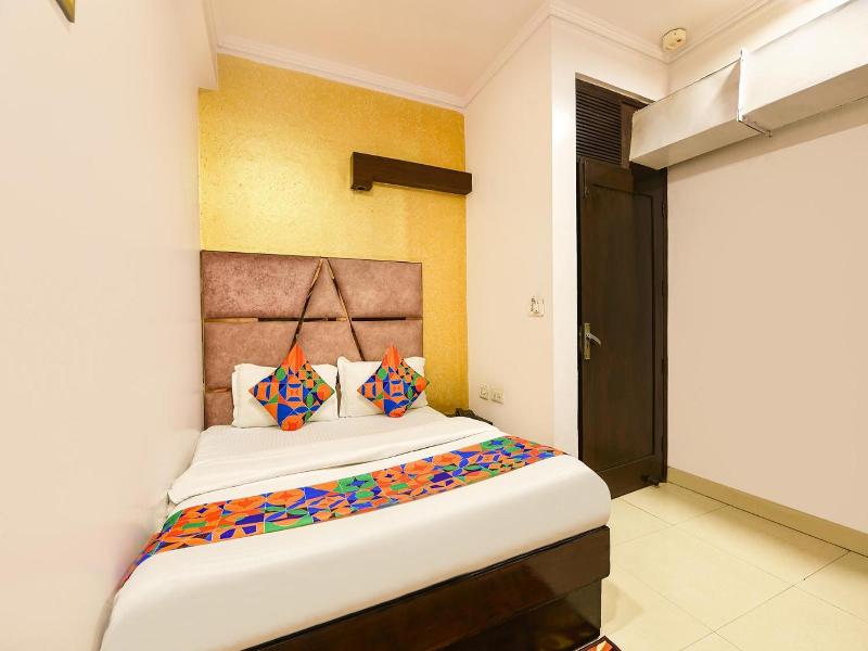 Hotel Delhi Continental