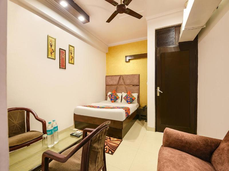 Hotel Delhi Continental