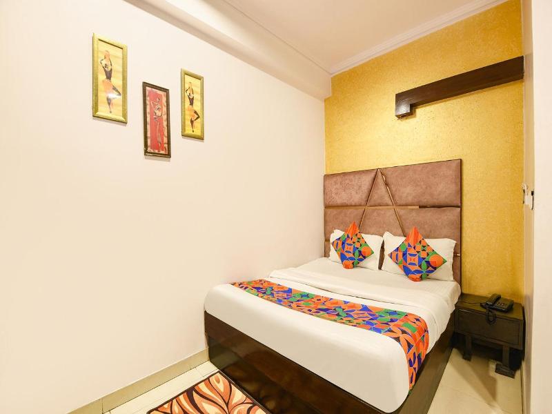 Hotel Delhi Continental