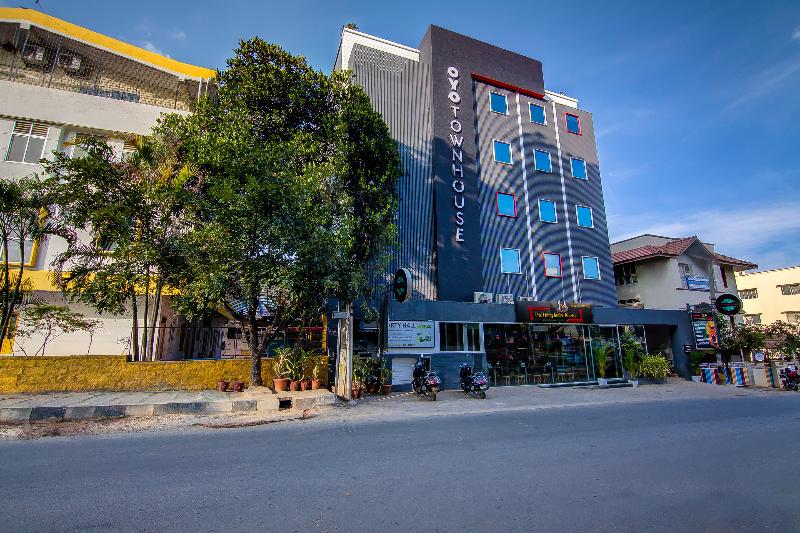 OYO Townhouse 047 Kanakpura Road image