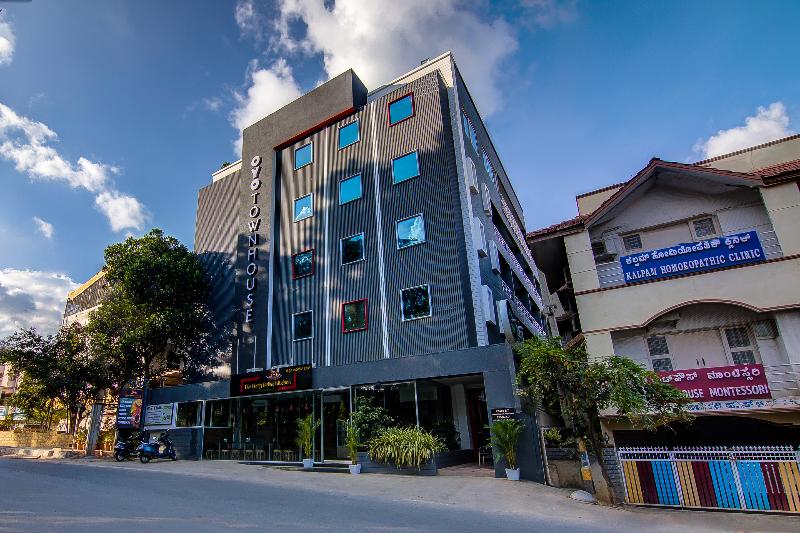 OYO Townhouse 047 Kanakpura Road image