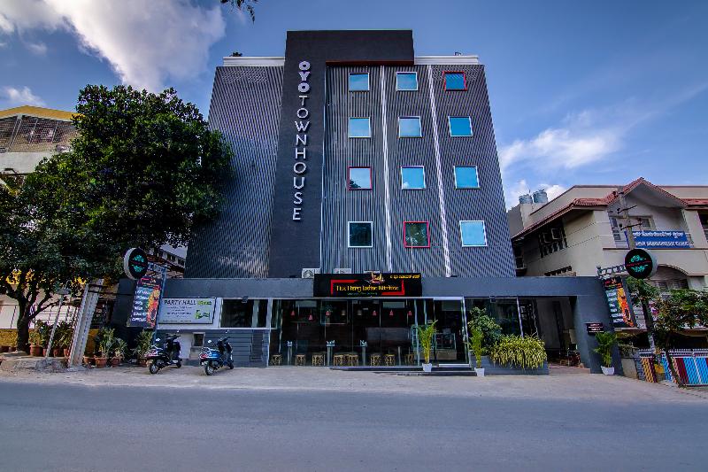 OYO Townhouse 047 Kanakpura Road image