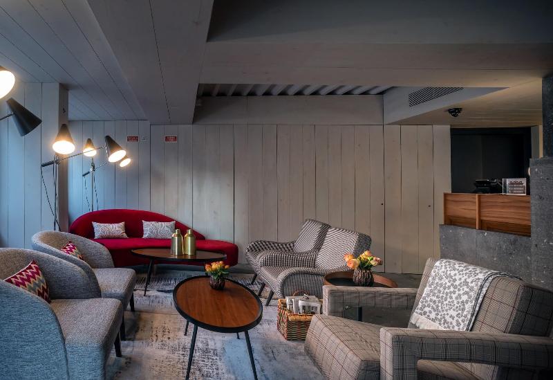 Porta Nova Collection House image