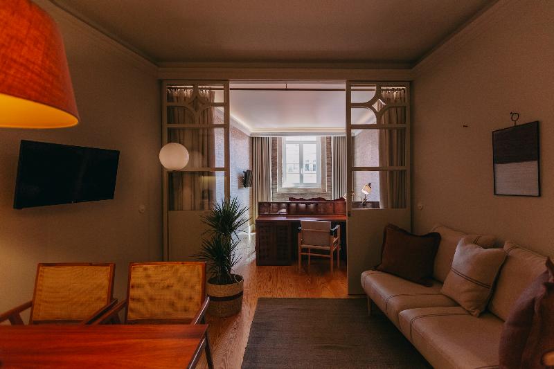 Torel 1884 Suites & Apartments image