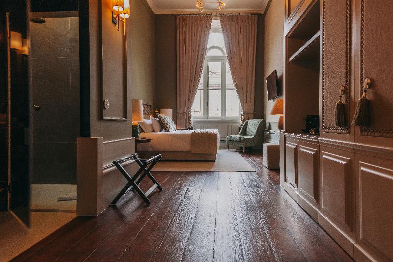 Torel 1884 Suites & Apartments image