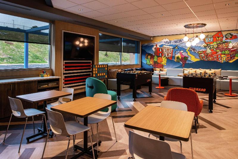 Tru By Hilton Staunton image