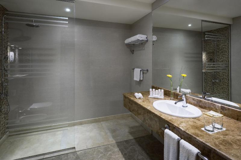 Park Inn By Radisson Najran image