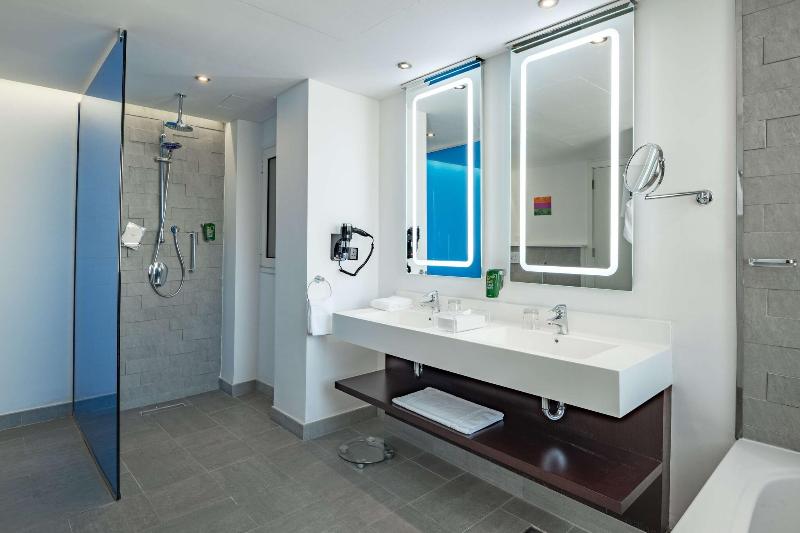 Park Inn By Radisson Najran image