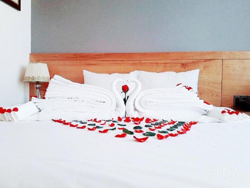 Sunny Ocean Hotel & Spa image