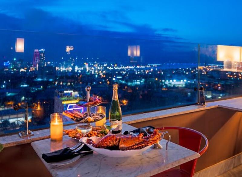 IBIZA Riverfront Hotel Da Nang image