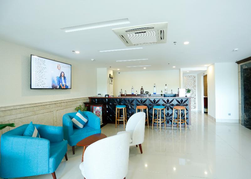 IBIZA Riverfront Hotel Da Nang image