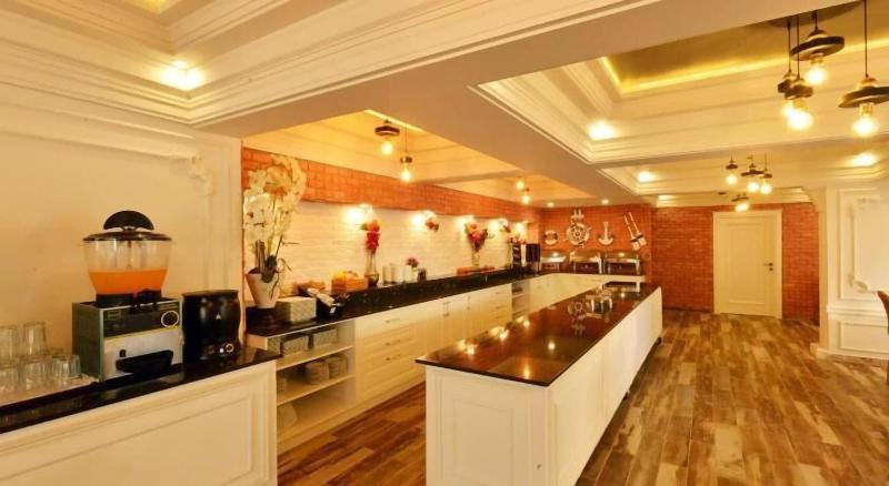 Andalouse Elegant Suit Hotel image