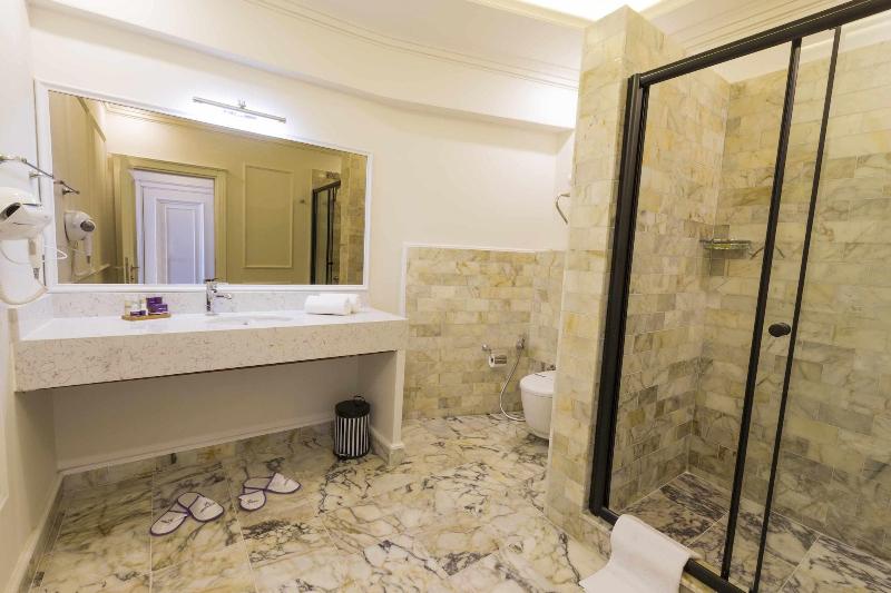 Andalouse Elegant Suit Hotel image
