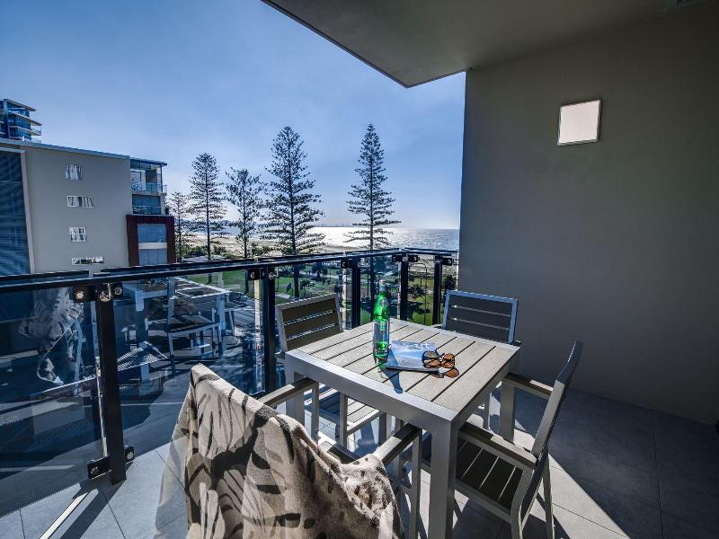 Iconic Kirra Beach Resort image