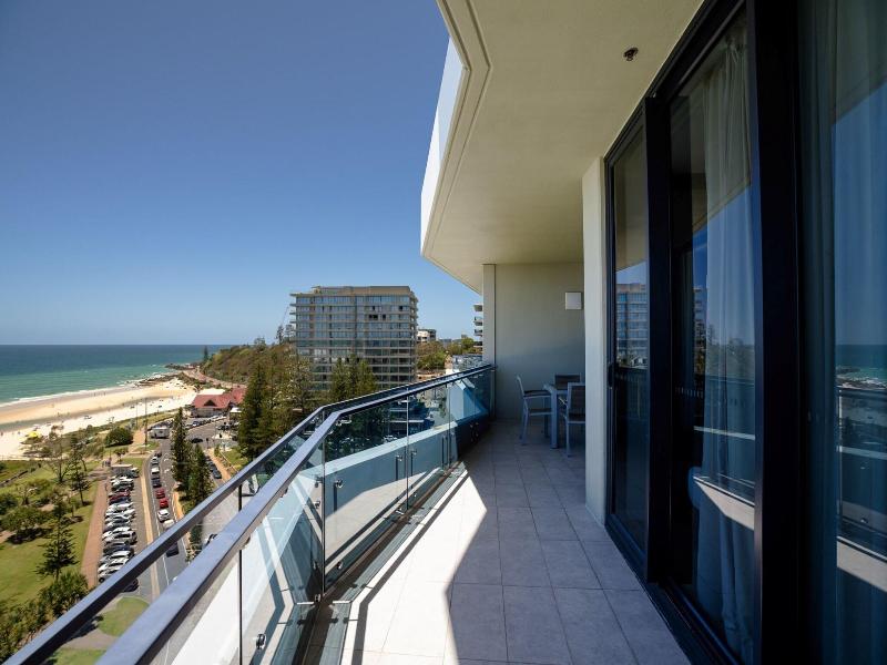 Iconic Kirra Beach Resort image