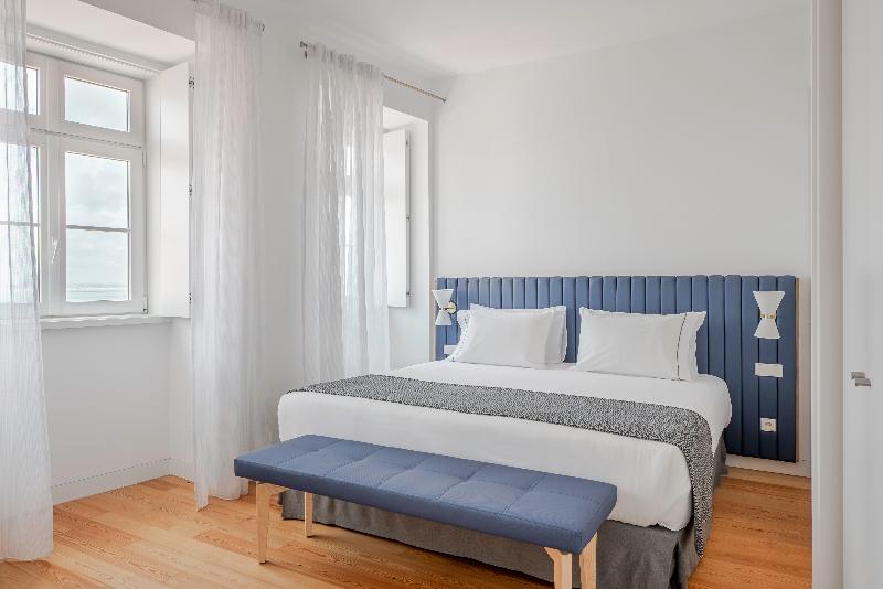 Tandem Palacio Alfama Suites image