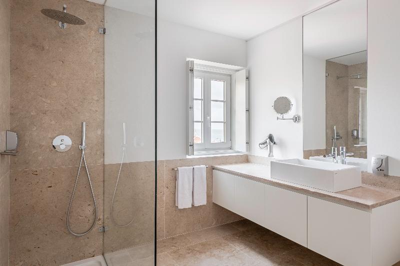 Tandem Palacio Alfama Suites image