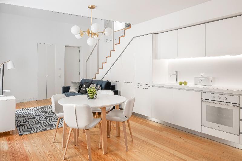 Tandem Palacio Alfama Suites image