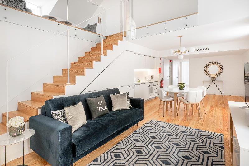 Tandem Palacio Alfama Suites image