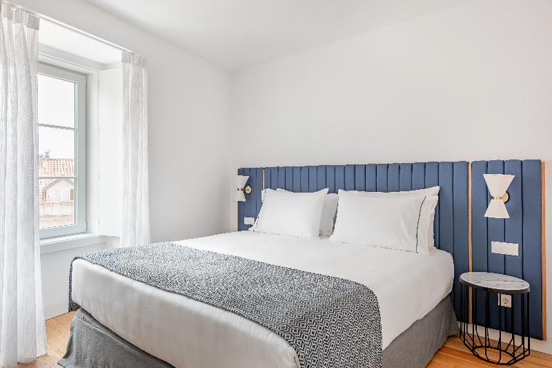 Tandem Palacio Alfama Suites image