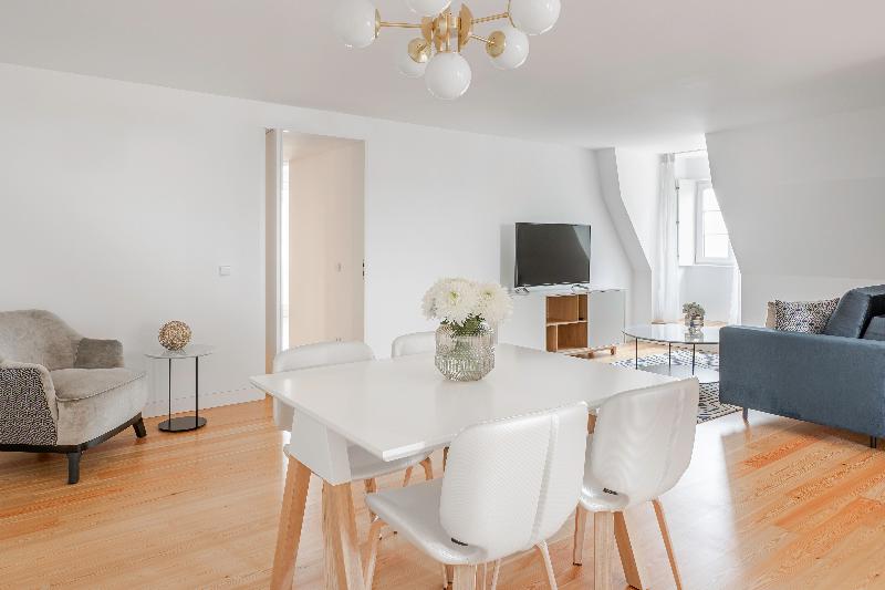 Tandem Palacio Alfama Suites image