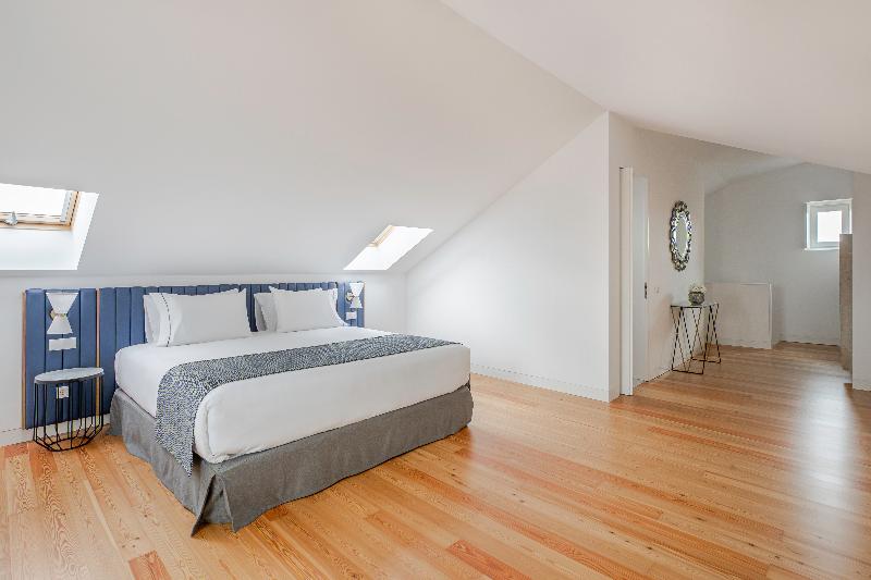 Tandem Palacio Alfama Suites image