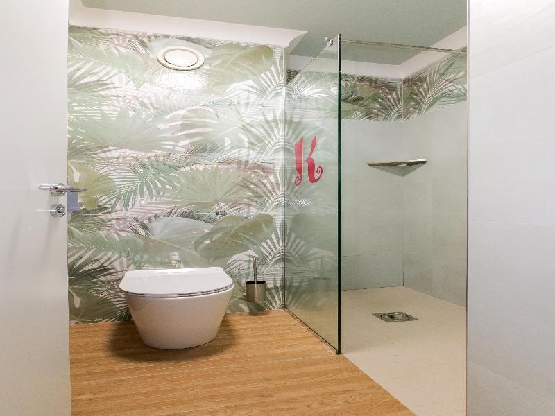 Kinlay Hostel Eyre Square - Best Hostel in Ireland image