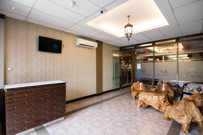 RedDoorz Plus near Soekarno Hatta Airport 2 image