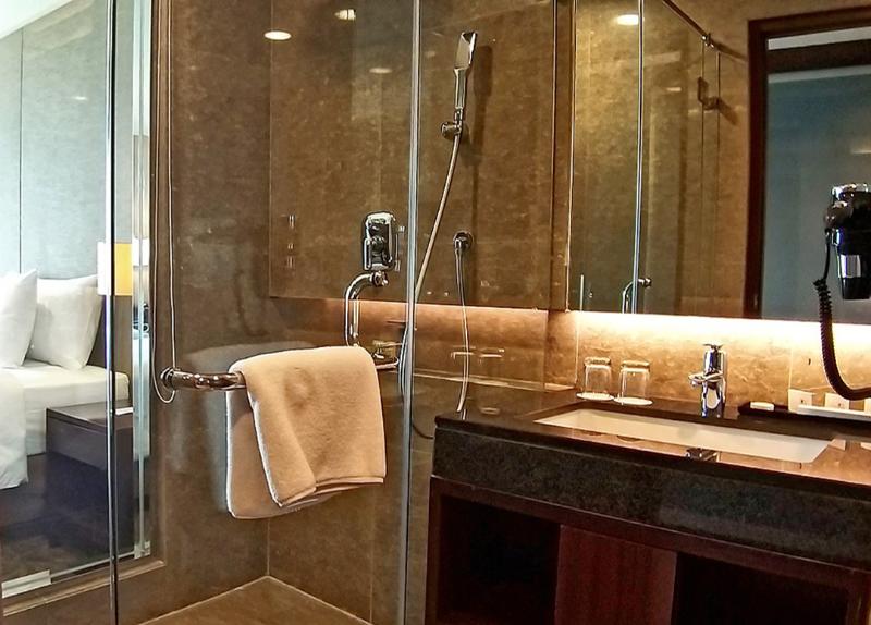 Swiss-Belhotel Serpong image