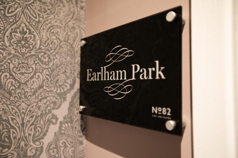 Number 82 The Unthank image