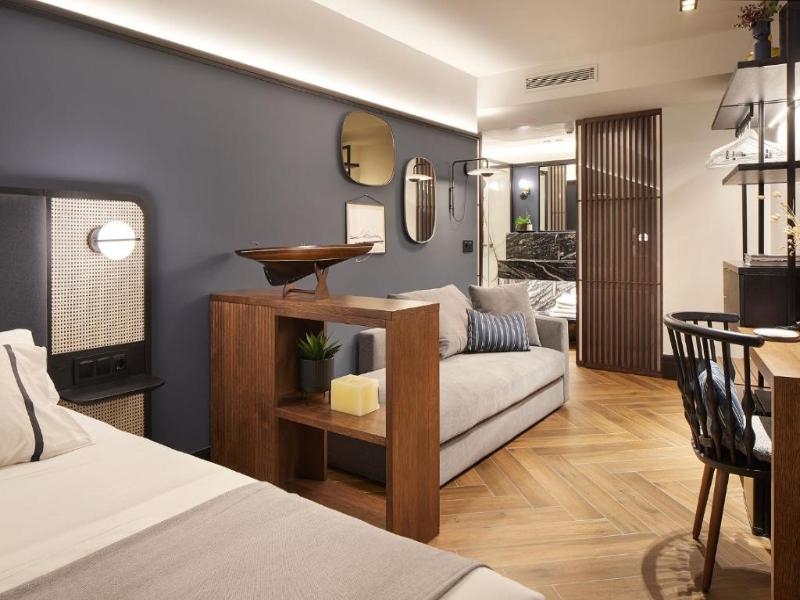 Sansebay Hotel image