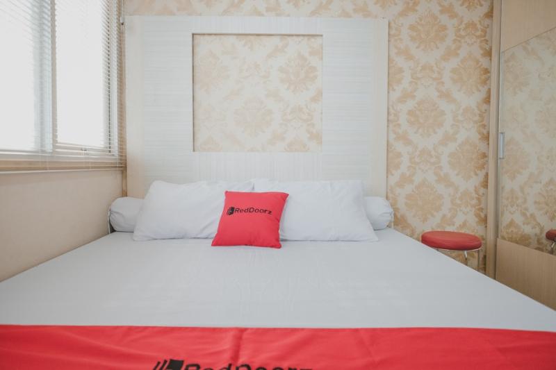 RedDoorz Apartment @ Saladin Mansion Margonda image