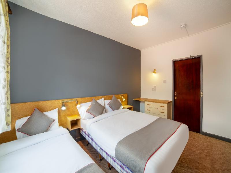 OYO Alumhurst Hotel image