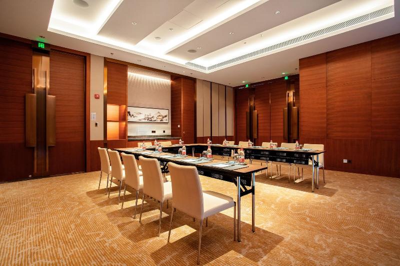 Hyatt Regency Zhenjiang image