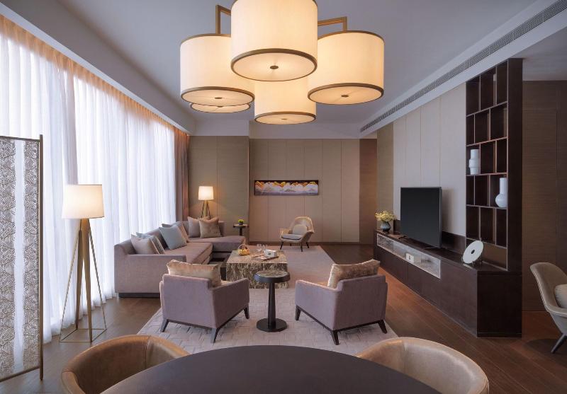 Hyatt Regency Zhenjiang image