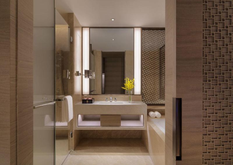 Hyatt Regency Zhenjiang image