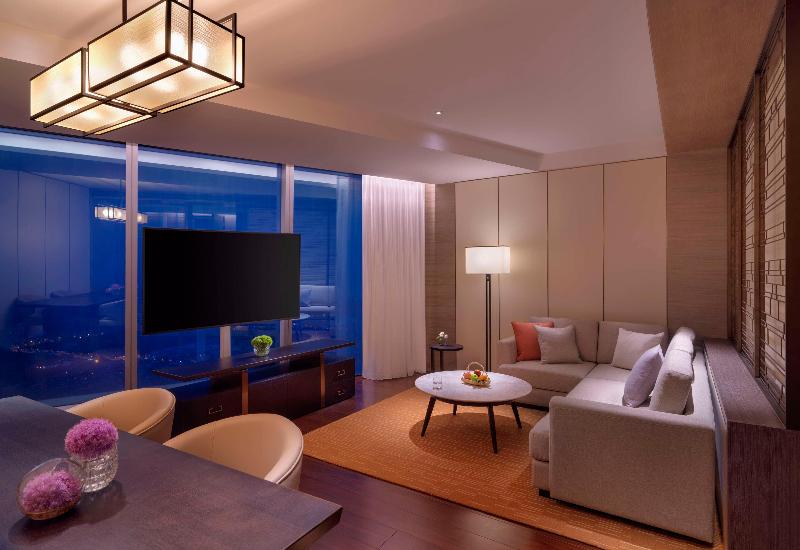 Hyatt Regency Zhenjiang image