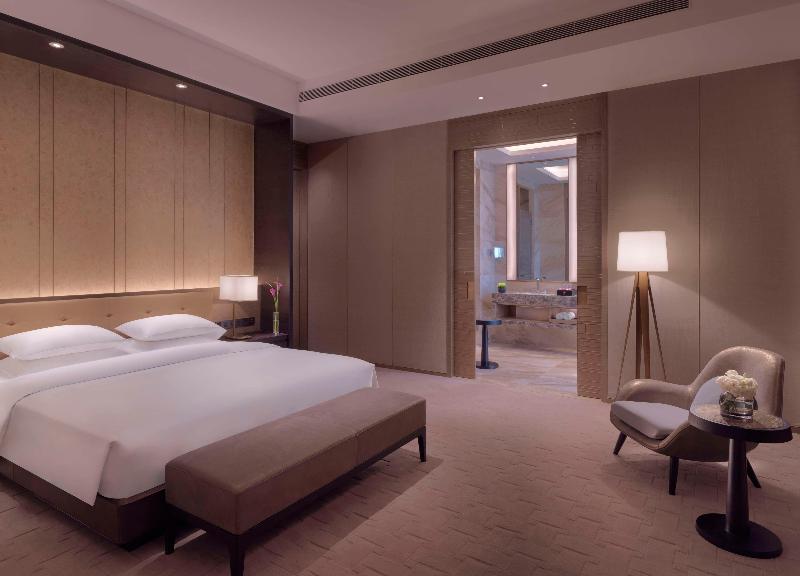 Hyatt Regency Zhenjiang image