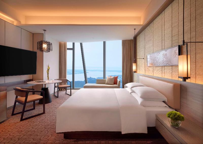 Hyatt Regency Zhenjiang image