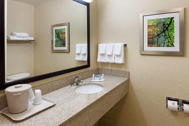 Fairfield Suites Ruston image
